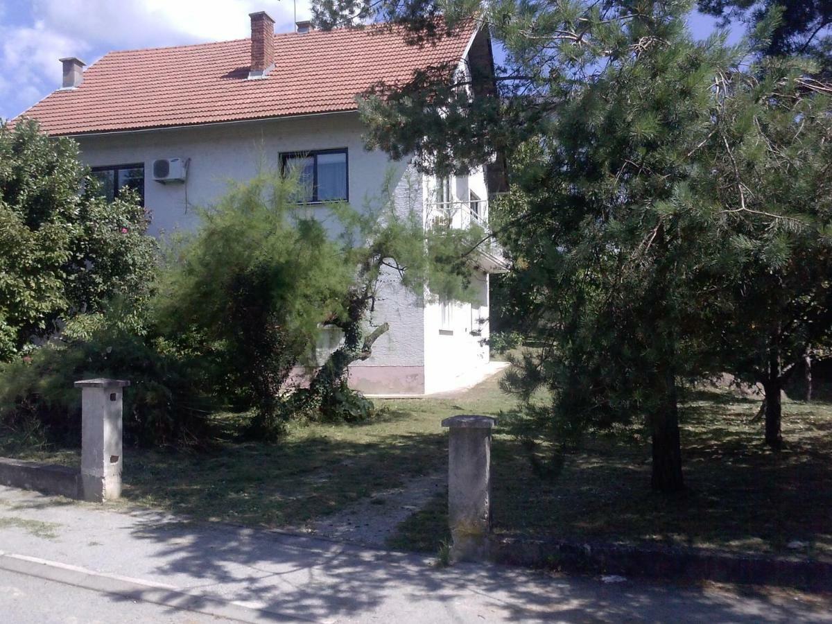 Random Room Zagreb Buitenkant foto